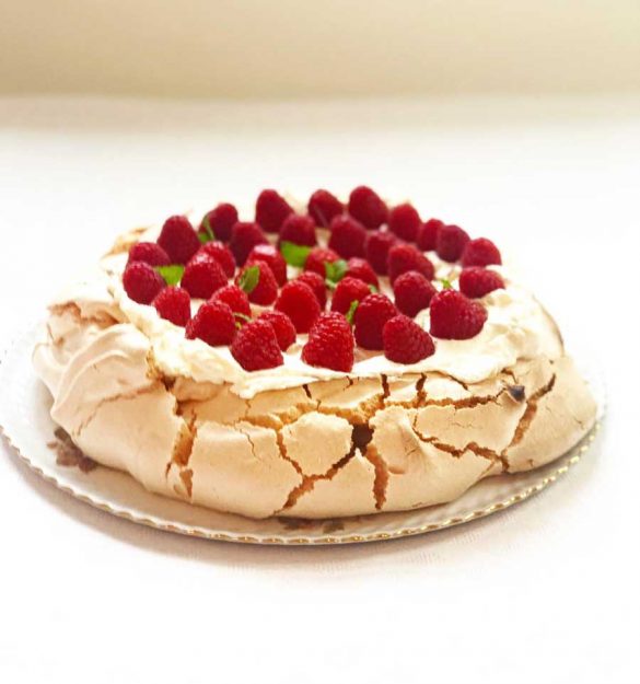 Pavlova Baisertorte