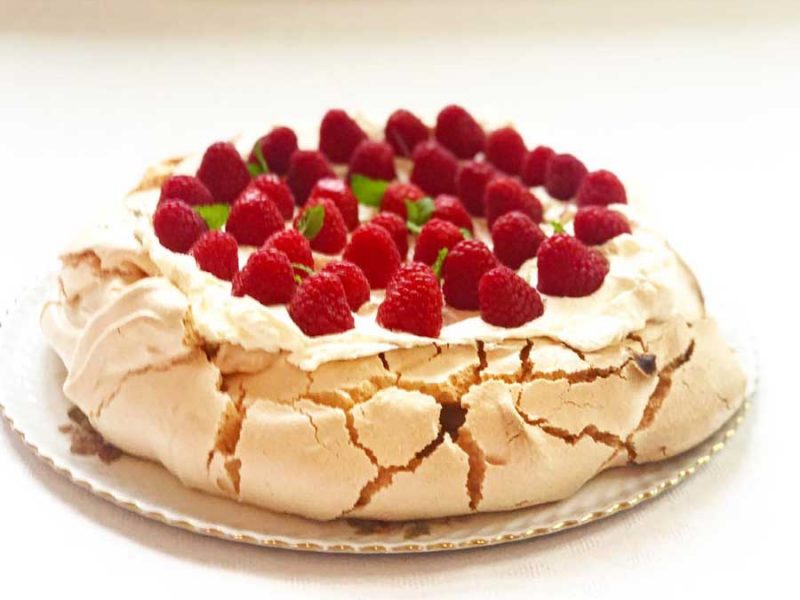 Pavlova Baisertorte